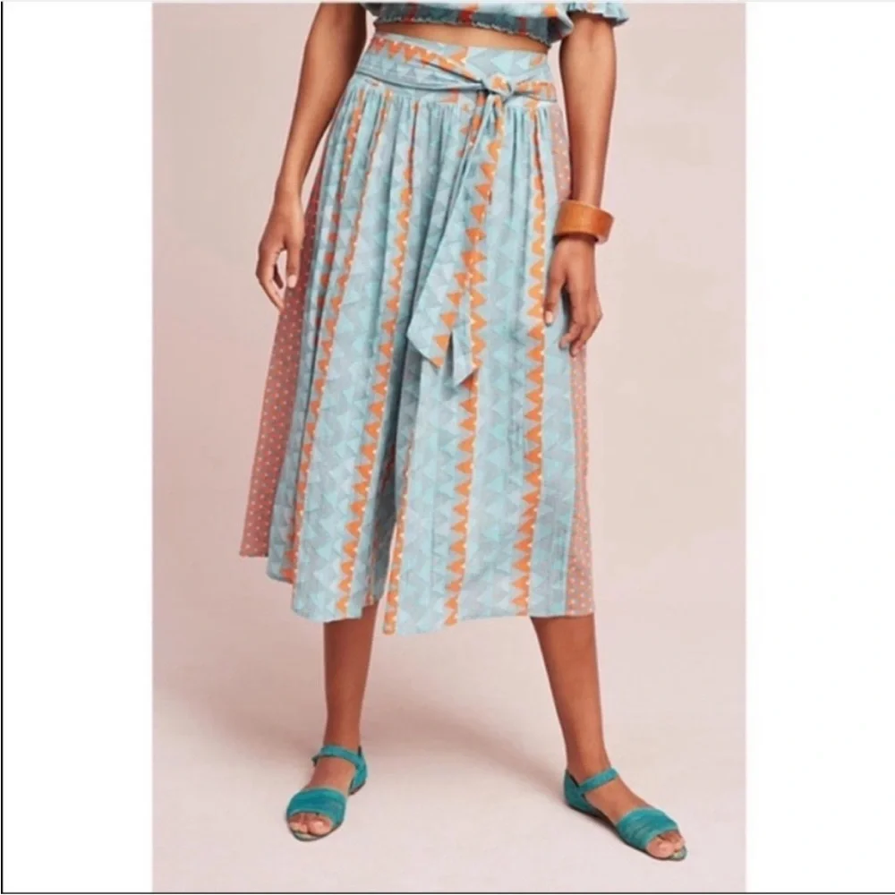 Feather Bone Anthropologie Demetria Wide Leg Cropped Pants - Picture 2 of 9